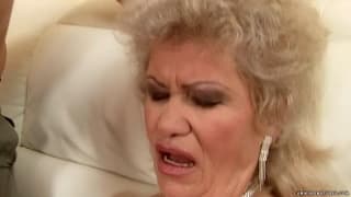 Grandma porn - Old women xxx and mature pussy - PornDig
